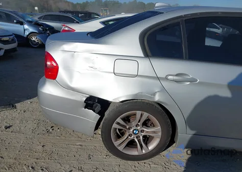 2008 BMW 328I из США, поврежденный, VIN WBAVA33538P141950